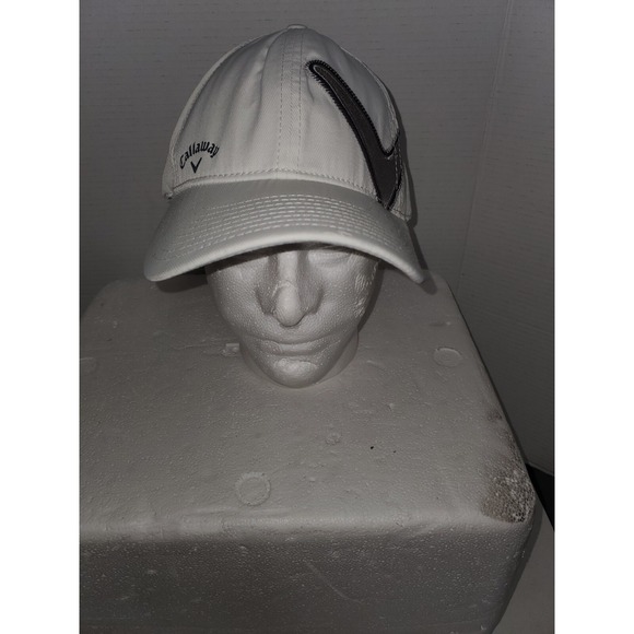 Callaway Other - New Era Callaway Golf Hat White Silver Embroidered Logo Fitted Med / Lge